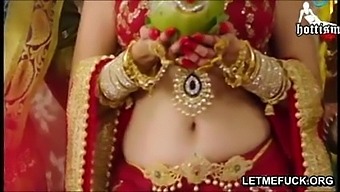 Milky Boob South Indian Porn Movie - Teen-big-tits - Milk leaking from boobs, south indian movie scene - Porn300